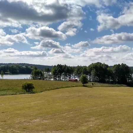 Zagroda Warminska Pszczola Purda