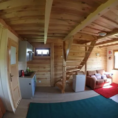 度假居 Zagroda Warminska Pszczola *